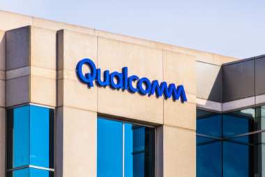 Qualcomm Q1 Revenue: $9.92B, Record Automotive Chip Sales