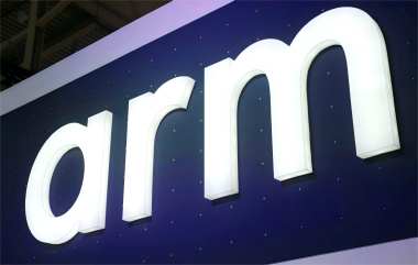 Arm, Qualcomm Compete for Alphawave; Stock Soars 21%!